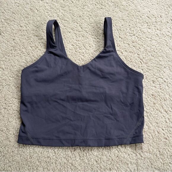 Gray align style cropped tank top - Picture 2 of 10